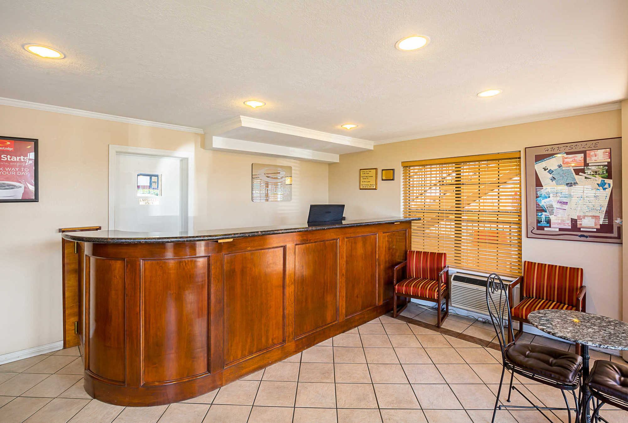Econo Lodge Huntsville- University Area Inreriör bild