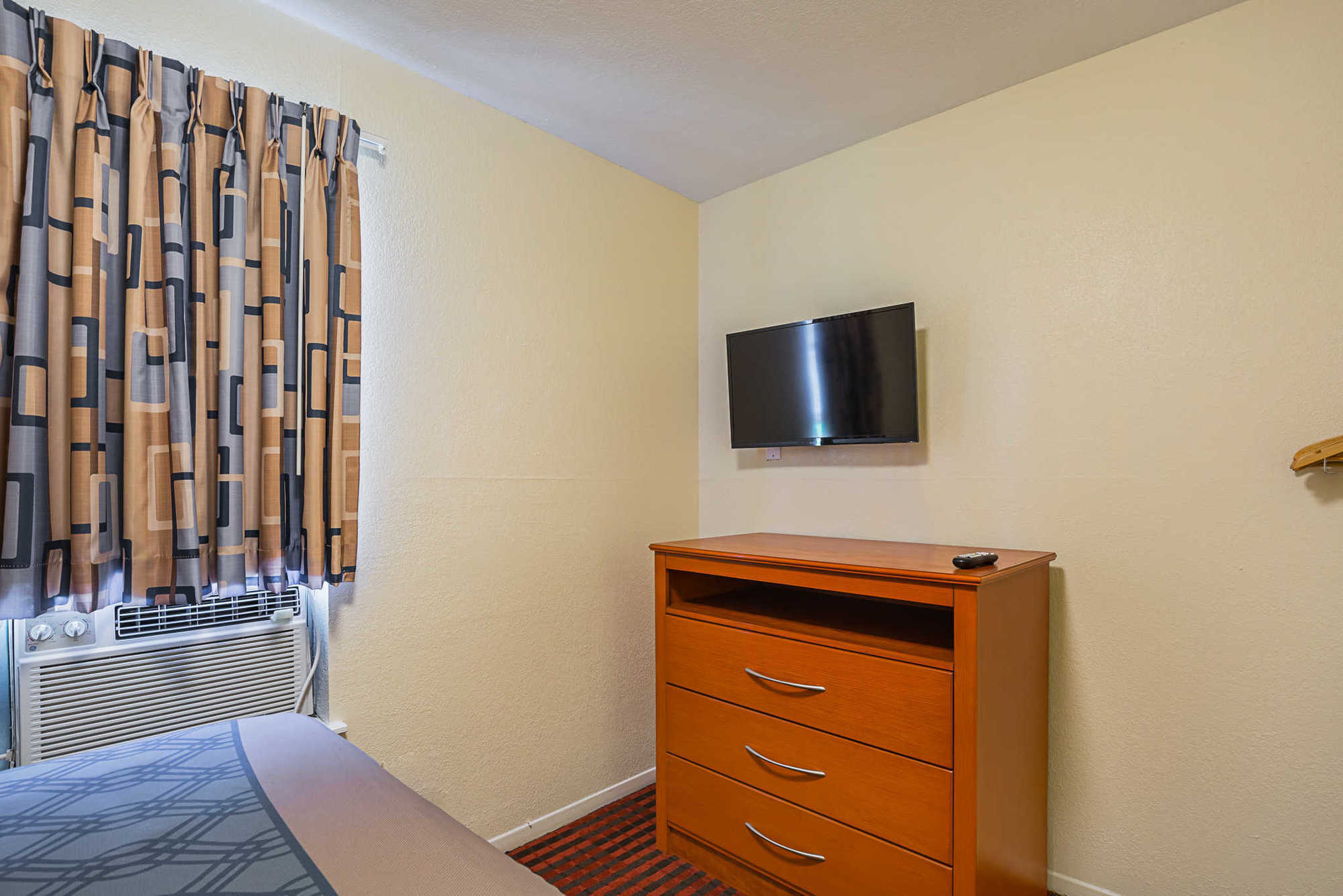 Econo Lodge Huntsville- University Area Rum bild